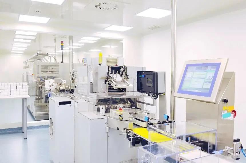 PC的攝像頭模組、電容屏連署部位、按鈕部位、光驅(qū)感應(yīng)磁頭、接收天線等部位，均有FPC電路板的影子