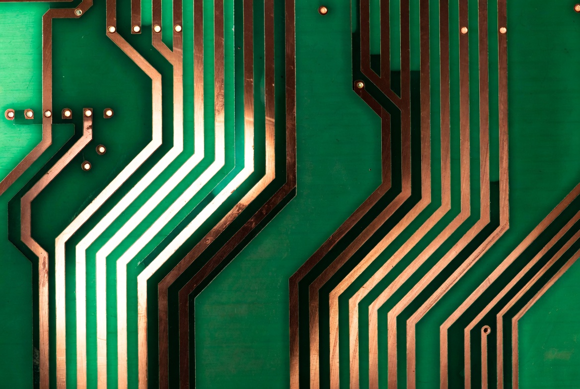 PCB高速信號(hào)線45度角與圓弧拐角對(duì)比詳圖